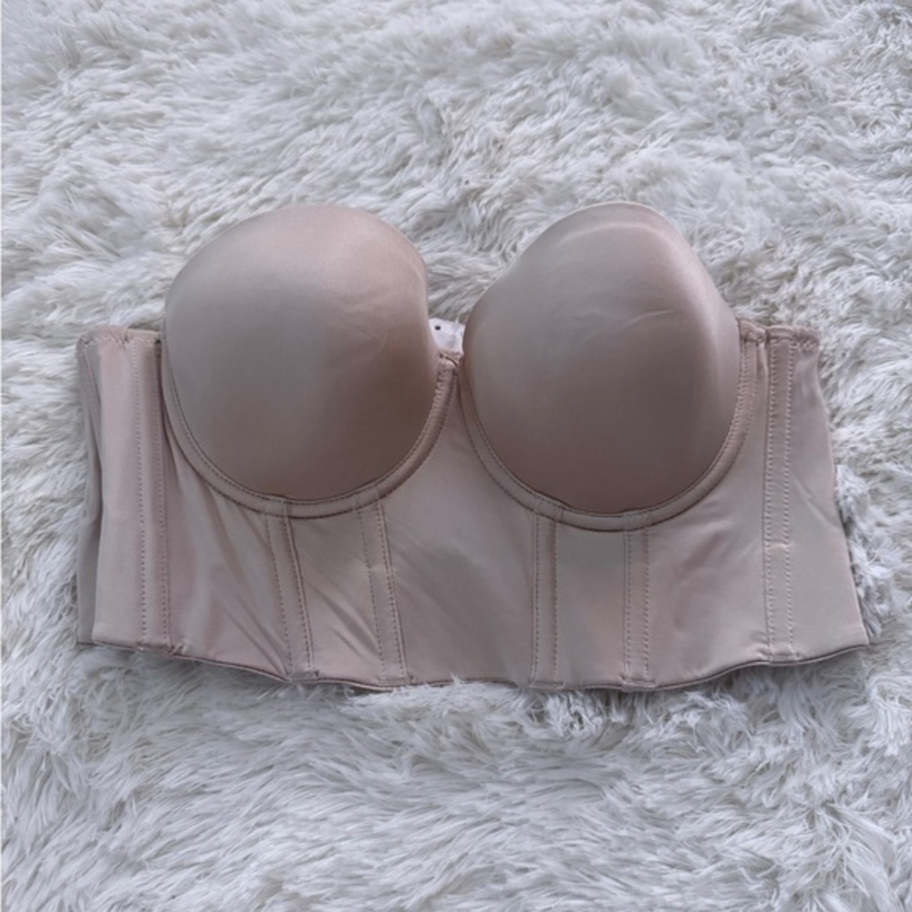 Chic Strapless Beige Bustier